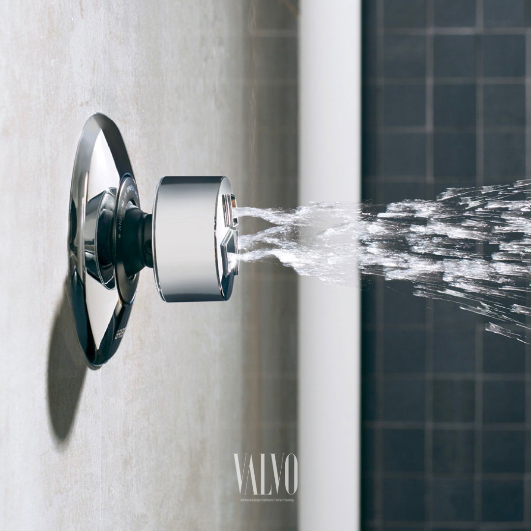 Colores en grifería y otros elementos para decoración de baños